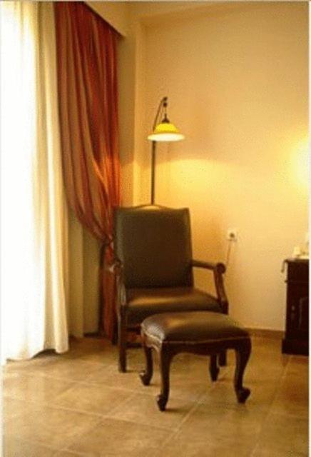Ateron Suites Hotel & Spa Soroviç Oda fotoğraf